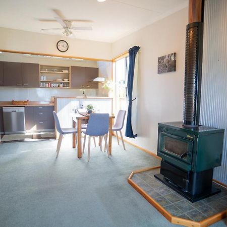 Dee'S On Bligh - Te Anau Holiday Home ภายนอก รูปภาพ